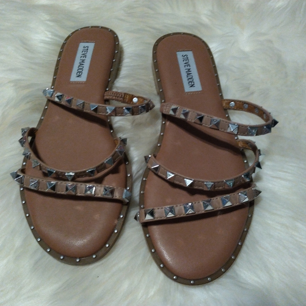 Steve Madden Tan Studded Sandals size 7 NWOT